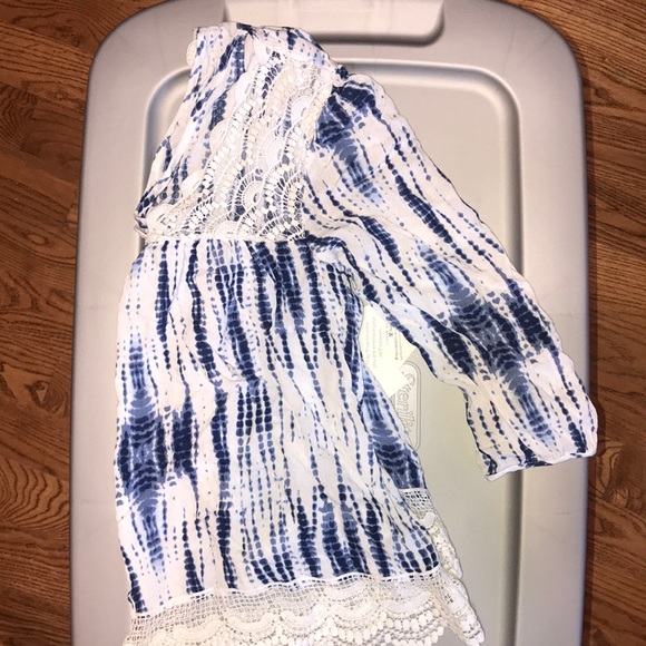 Blouse - Picture 3 of 3